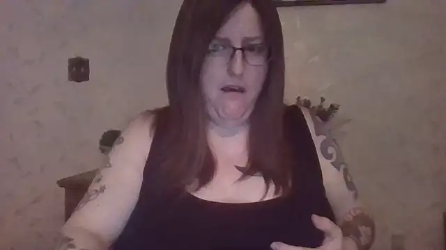 Madeline Beau online show from March 16, 2026, 4:44 pm