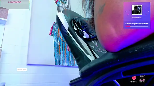 Snapshot of KAROL-SCOTT chatting on April 25, 2026, 7:00 pm KAROL-SCOTT online show from April 25, 2026, 7:00 pm