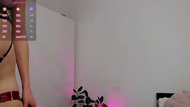 YourSweetSinn online show from December 5, 2025, 6:48 pm