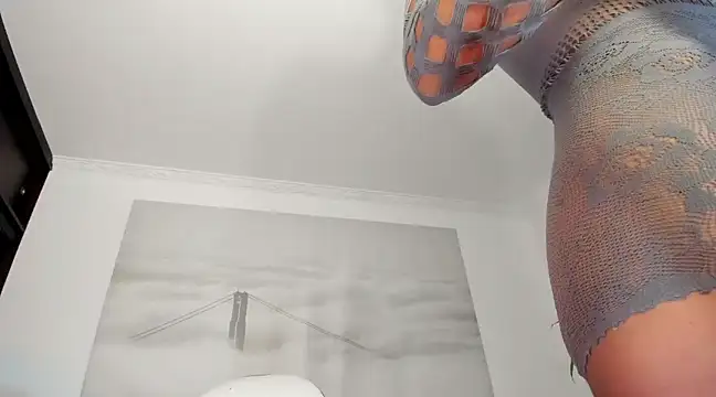 Apotheosis01 online show from January 5, 2025, 9:57 pm