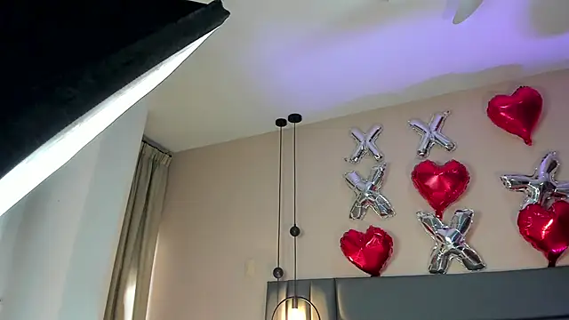 NoraDasilva online show from February 15, 2026, 2:36 pm