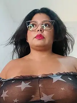 kiara-evans02 online show from July 17, 2026, 1:45 am