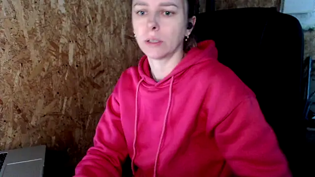 Snapshot of las_sweet chatting on February 3, 2026, 10:09 am las sweet online show from February 3, 2026, 10:09 am