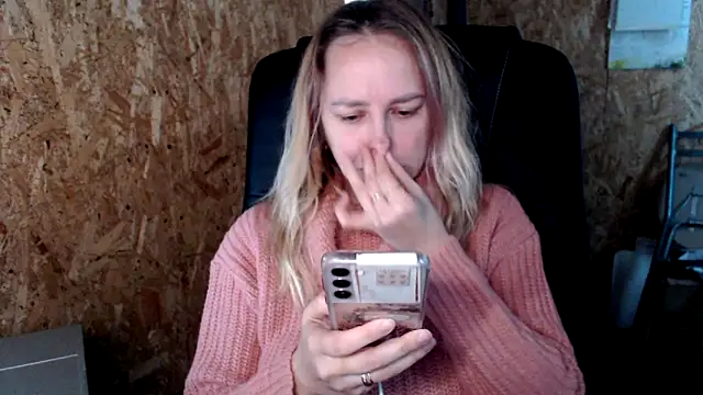 Snapshot of las_sweet chatting on February 4, 2026, 10:54 am las sweet online show from February 4, 2026, 10:54 am