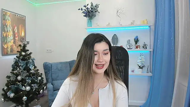 Snapshot of AnneTLi chatting on December 13, 2025, 7:53 pm AnneTLi online show from December 13, 2025, 7:53 pm