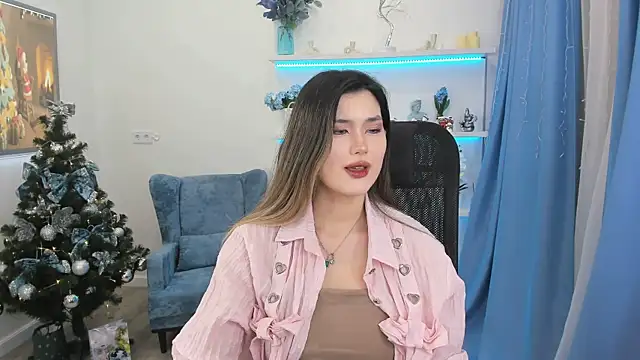 Snapshot of AnneTLi chatting on December 14, 2025, 8:02 pm AnneTLi online show from December 14, 2025, 8:02 pm