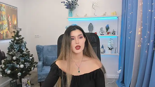 Snapshot of AnneTLi chatting on December 16, 2025, 7:19 pm AnneTLi online show from December 16, 2025, 7:19 pm