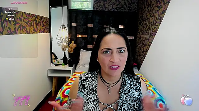 KatteMilf online show from May 20, 2026, 12:55 pm