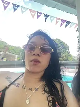 alexxandra ferri  online show from March 4, 2026, 8:04 pm