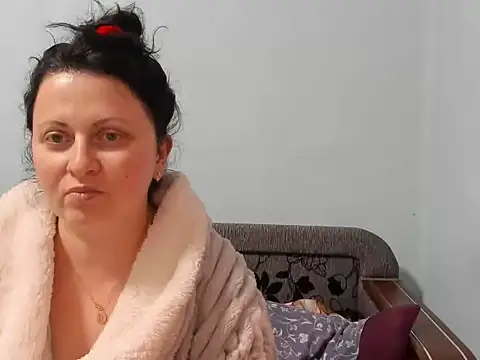 Snapshot of Lillian2 chatting on December 31, 2024, 12:36 pm Lillian2 online show from December 31, 2024, 12:36 pm