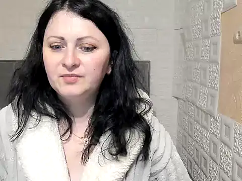 Snapshot of Lillian2 chatting on March 2, 2025, 12:31 am Lillian2 online show from March 2, 2025, 12:31 am