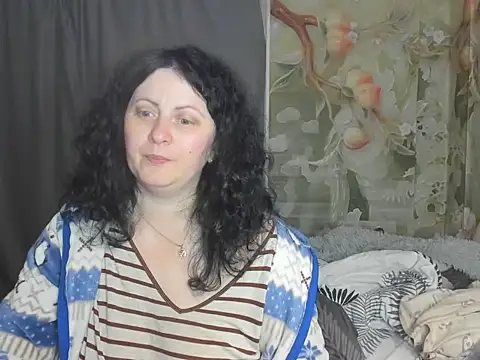 Snapshot of Lillian2 chatting on October 30, 2025, 11:16 pm Lillian2 online show from October 30, 2025, 11:16 pm