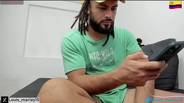 Snapshot of Louis_marley__ chatting on May 12, 2026, 1:25 am Louis marley online show from May 12, 2026, 1:25 am
