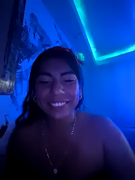Snapshot of Sofi_love_2 chatting on May 8, 2026, 6:41 am Sofi love 2 online show from May 8, 2026, 6:41 am