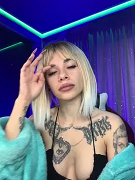 Snapshot of Queen_of_pain chatting on October 3, 2025, 7:16 am Queen of pain online show from October 3, 2025, 7:16 am