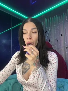 Snapshot of Queen_of_pain chatting on October 27, 2025, 7:56 am Queen of pain online show from October 27, 2025, 7:56 am