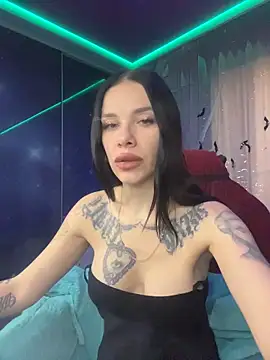 Snapshot of Queen_of_pain chatting on October 29, 2025, 6:48 am Queen of pain online show from October 29, 2025, 6:48 am