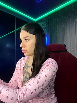 Snapshot of Queen_of_pain chatting on November 26, 2025, 6:03 am Queen of pain online show from November 26, 2025, 6:03 am