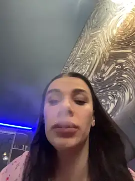 Queen of pain online show from December 21, 2025, 7:04 am