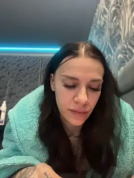 Queen of pain online show from April 8, 2026, 8:03 am