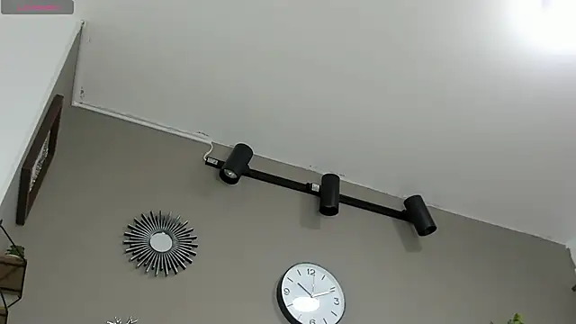 Snapshot of alexandrabootty chatting on February 9, 2025, 9:49 pm alexandrabootty online show from February 9, 2025, 9:49 pm