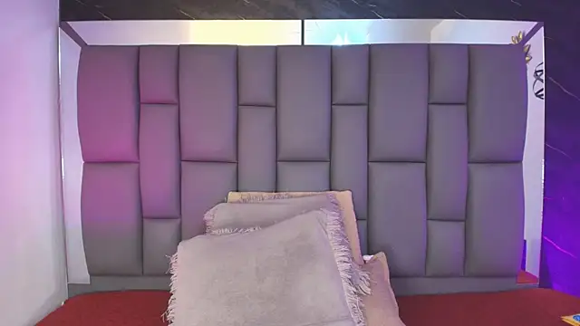  MiaBrown  online show from March 12, 2026, 12:11 pm