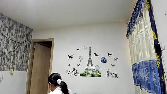 carlos and diana online show from October 29, 2025, 5:04 pm