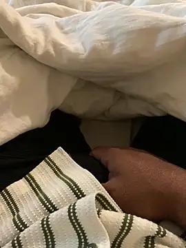 Snapshot of Honeydick7 chatting on February 24, 2025, 3:23 am Honeydick7 online show from February 24, 2025, 3:23 am