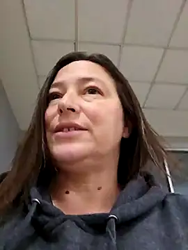 angelbaby1998 online show from December 23, 2024, 3:18 am