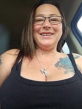 Snapshot of angelbaby1998 chatting on March 4, 2026, 11:00 pm angelbaby1998 online show from March 4, 2026, 11:00 pm