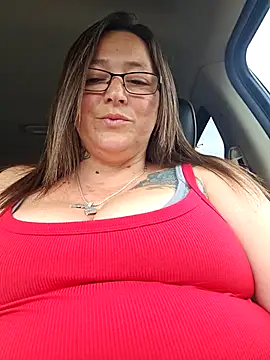 angelbaby1998 online show from April 23, 2026, 9:39 pm