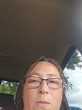 angelbaby1998 online show from June 15, 2026, 6:10 pm