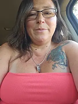 angelbaby1998 online show from July 7, 2026, 11:20 pm