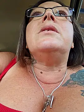 angelbaby1998 online show from July 21, 2026, 9:50 pm