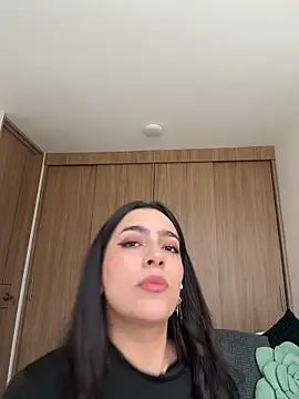 Snapshot of Nicollemays chatting on May 25, 2026, 1:17 pm Nicollemays online show from May 25, 2026, 1:17 pm