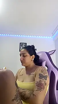 Snapshot of liz_dirty chatting on October 25, 2025, 10:59 pm liz dirty online show from October 25, 2025, 10:59 pm