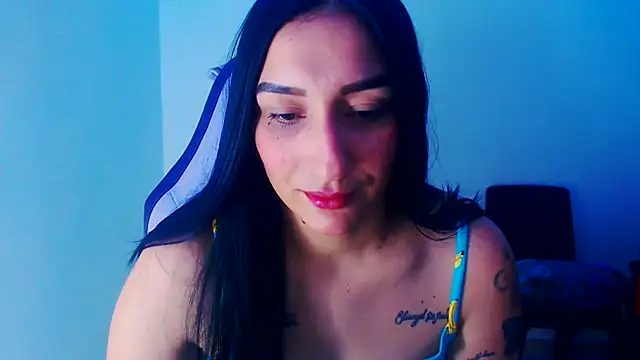 Snapshot of liz_dirty chatting on December 18, 2025, 10:49 pm liz dirty online show from December 18, 2025, 10:49 pm