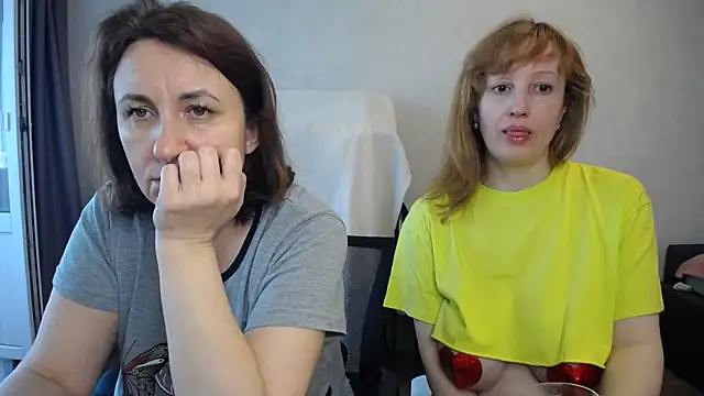 Snapshot of DonnaMagdalena chatting on May 19, 2026, 8:20 am DonnaMagdalena online show from May 19, 2026, 8:20 am
