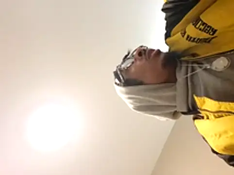 Snapshot of Z3US_UP_1 chatting on December 17, 2025, 1:22 am Z3US UP 1 online show from December 17, 2025, 1:22 am