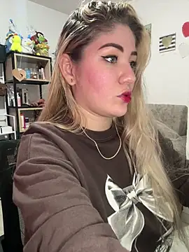 Celestedubois online show from April 6, 2026, 8:43 pm