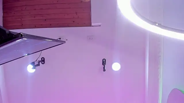 CamileHolmes online show from January 11, 2025, 4:27 am