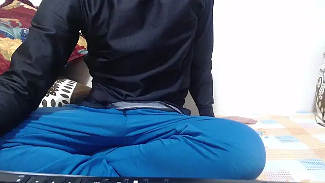 Alexdelarge323 online show from March 15, 2026, 2:12 pm