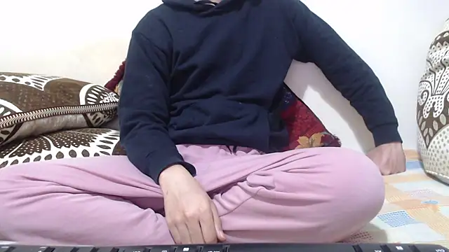 Alexdelarge323 online show from March 31, 2026, 12:05 pm