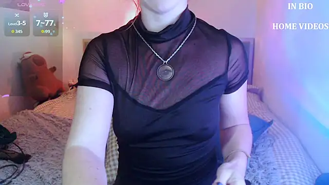 Snapshot of Cassie_Wild chatting on January 16, 2026, 1:59 pm Cassie Wild online show from January 16, 2026, 1:59 pm