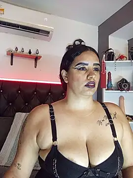 Snapshot of MariaGaitan chatting on April 22, 2026, 5:03 pm MariaGaitan online show from April 22, 2026, 5:03 pm