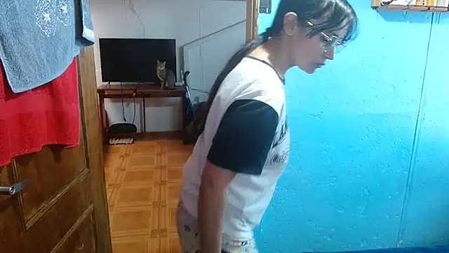 Snapshot of clarisse69 chatting on February 24, 2025, 3:31 pm clarisse69 online show from February 24, 2025, 3:31 pm