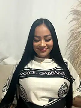 Snapshot of Luisa_Fernandaa chatting on November 22, 2025, 11:37 pm Luisa Fernandaa online show from November 22, 2025, 11:37 pm