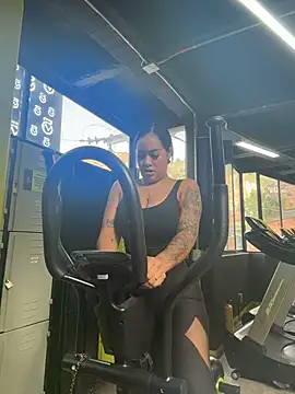 Snapshot of Luisa_Fernandaa chatting on February 27, 2026, 7:14 pm Luisa Fernandaa online show from February 27, 2026, 7:14 pm