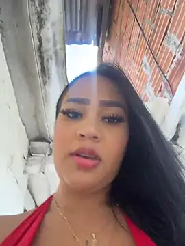 Luisa Fernandaa online show from May 3, 2026, 9:10 pm