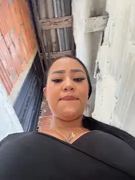 Luisa Fernandaa online show from May 7, 2026, 10:26 pm